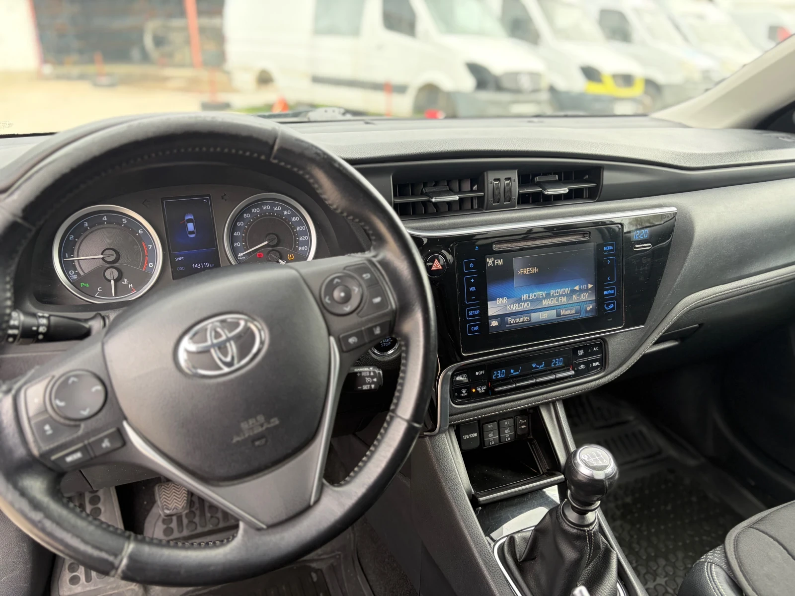 Toyota Corolla 1.6 FACE на ГАЗ Всички Есктри!!, снимка 10 - Автомобили и джипове - 53950910