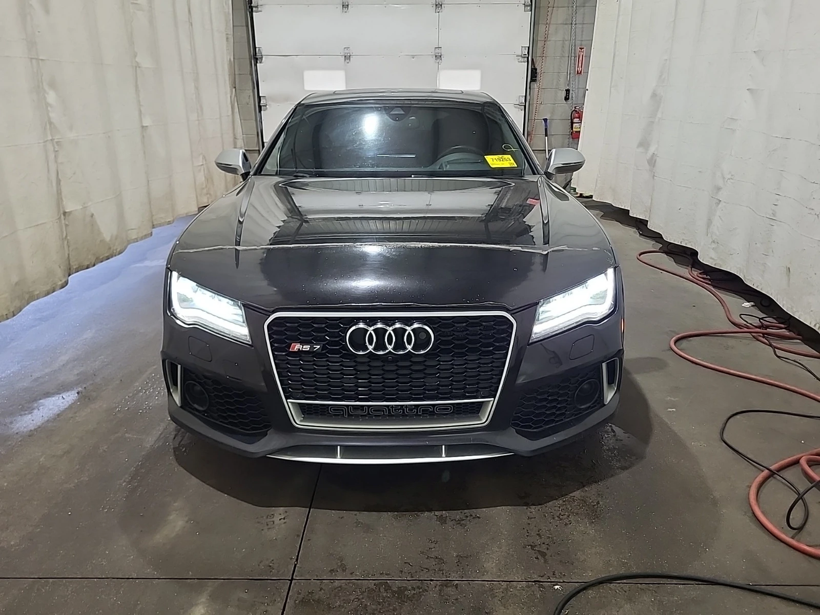 Audi Rs7 * * CARFAX * * АВТО КРЕДИТ * * , снимка 2 - Автомобили и джипове - 53952150