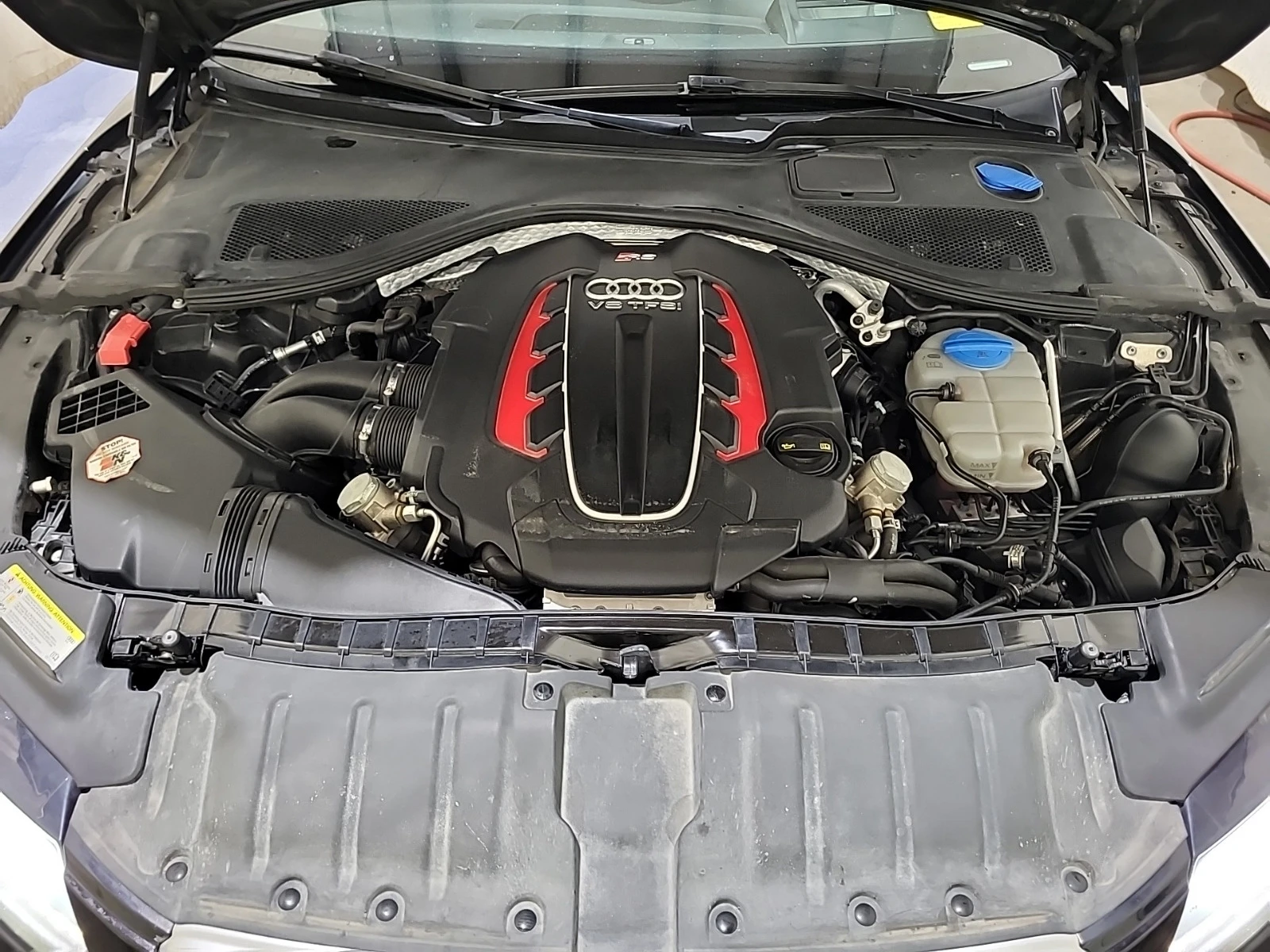 Audi Rs7 * * CARFAX * * АВТО КРЕДИТ * * , снимка 9 - Автомобили и джипове - 53952150