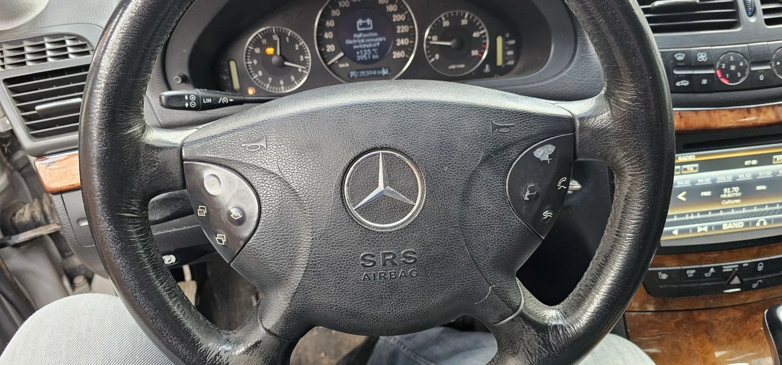 Mercedes-Benz E 270, снимка 3 - Автомобили и джипове - 54435569