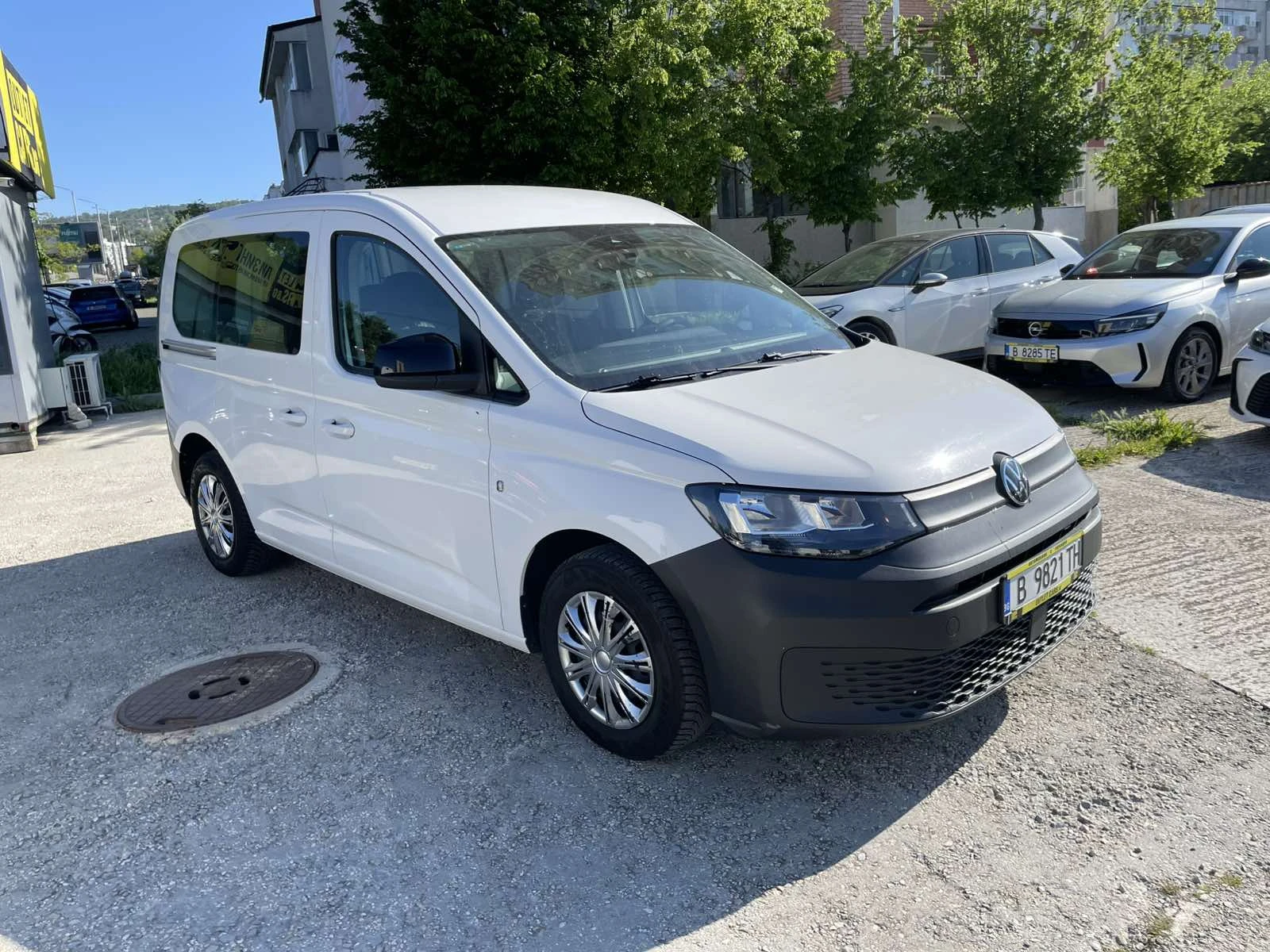 VW Caddy 4+ 1, снимка 2 - Автомобили и джипове - 54562241