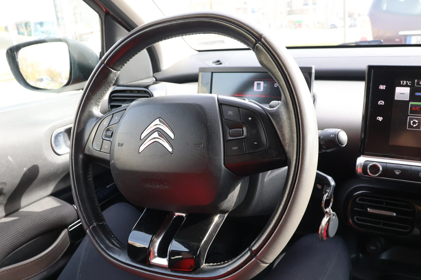 Citroen C4 Cactus, снимка 4 - Автомобили и джипове - 54599621