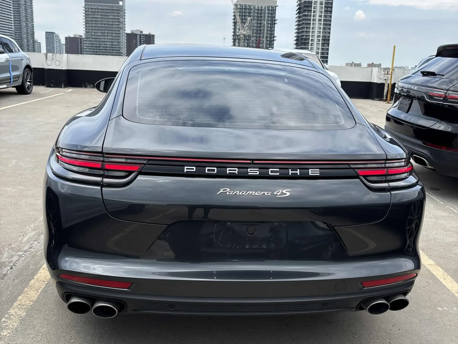 Porsche Panamera Продава се от Порше / Чист доклад без щети / Екстр, снимка 5 - Автомобили и джипове - 54880177