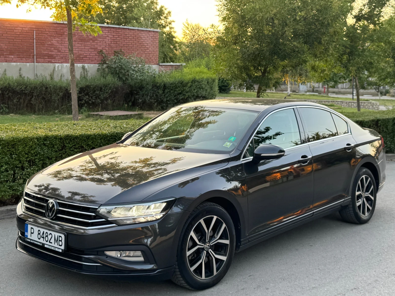 VW Passat FACE 2.0TDI DSG DISTR* LineAssist