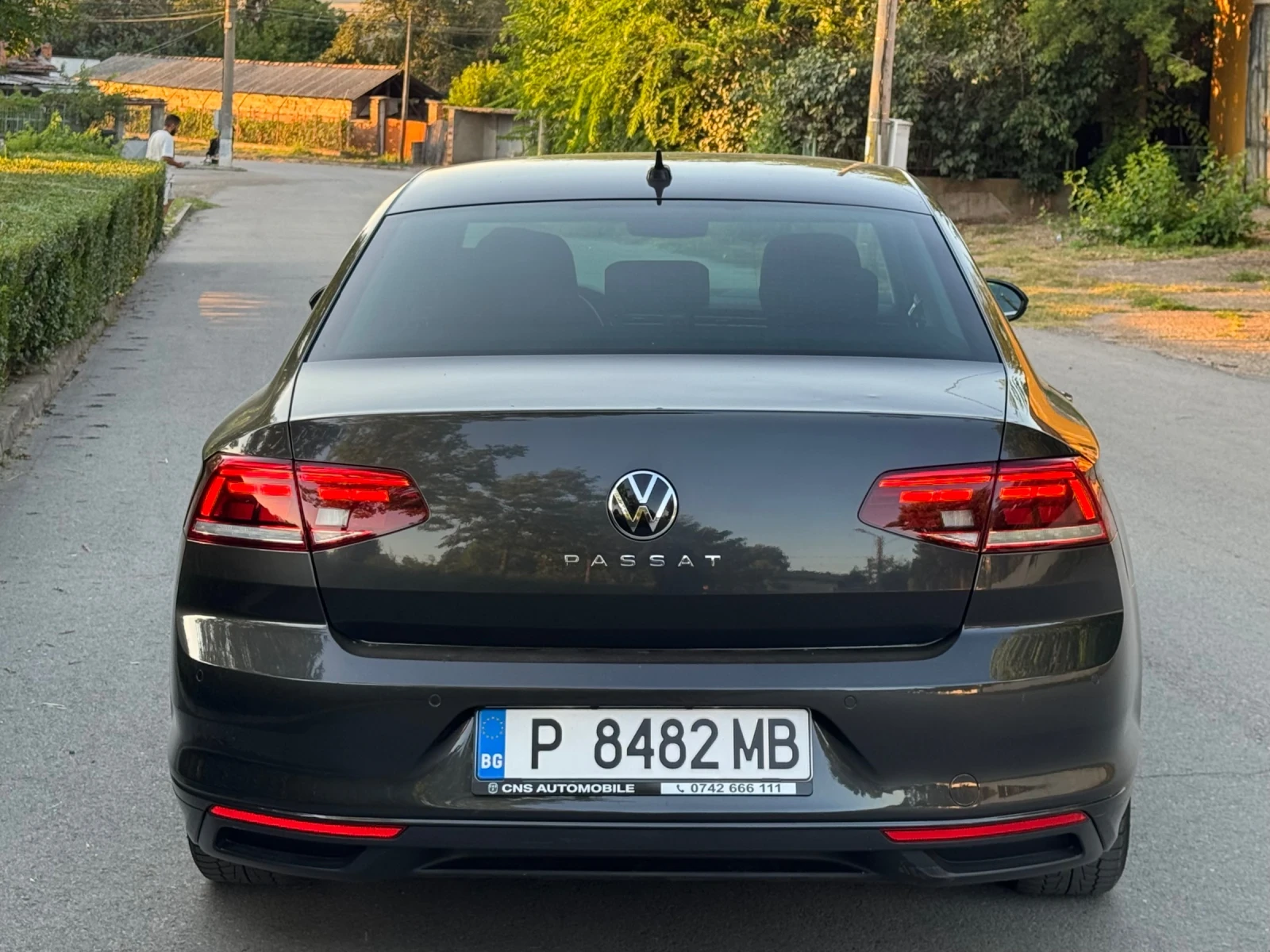 VW Passat FACE 2.0TDI DSG DISTR* LineAssist | Mobile.bg � ����������� 5