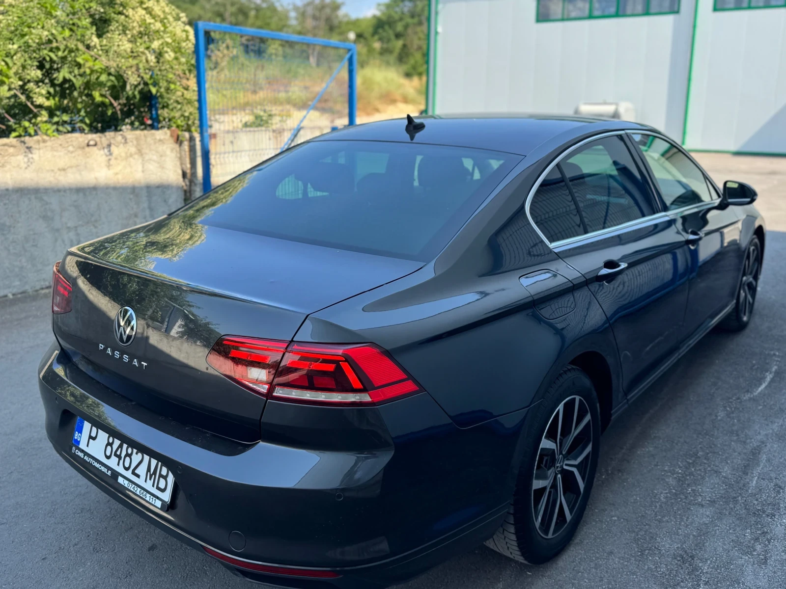 VW Passat FACE 2.0TDI DSG DISTR* LineAssist | Mobile.bg � ����������� 3