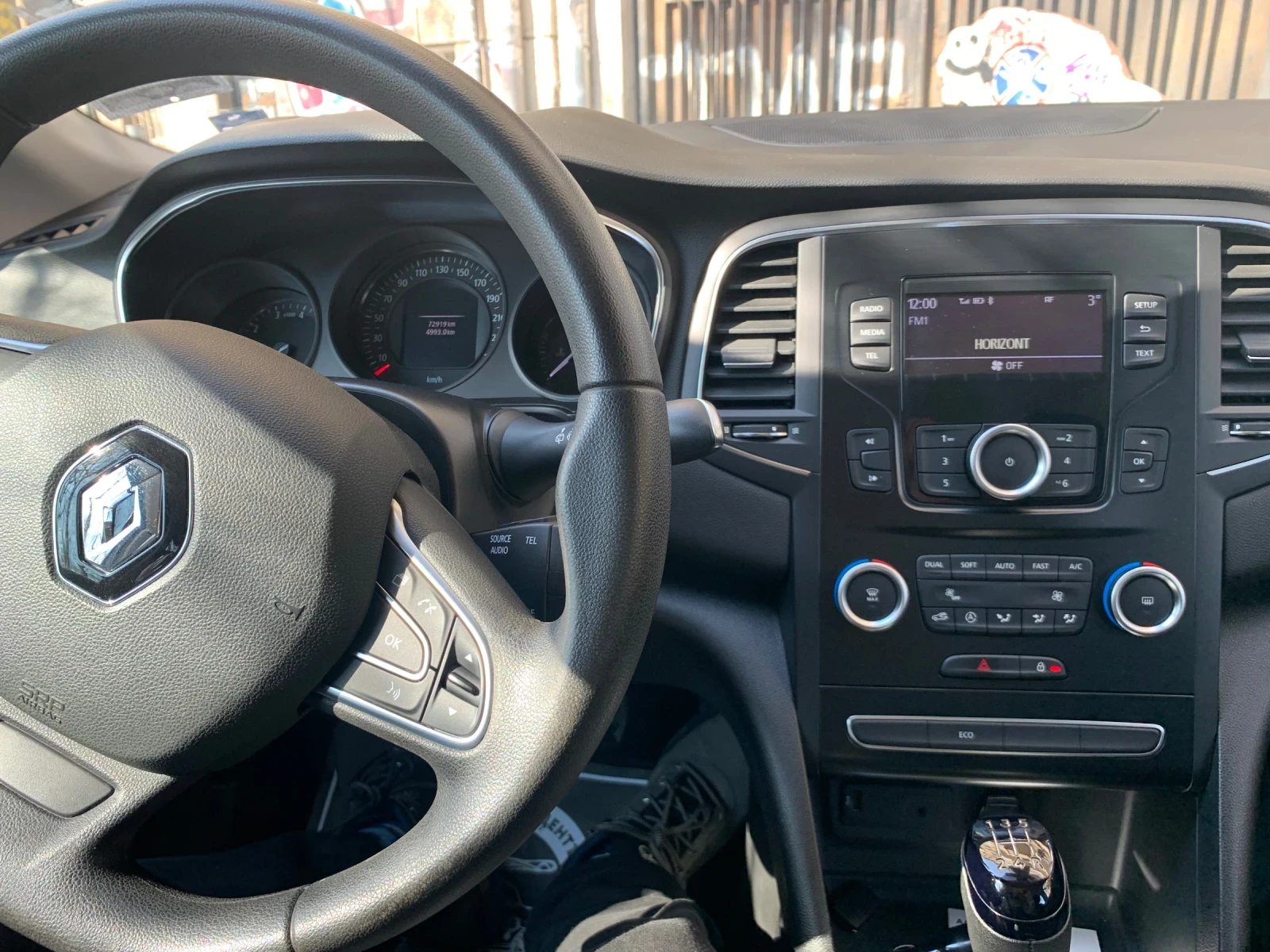 Renault Megane Grand Tour, снимка 5 - Автомобили и джипове - 55210721