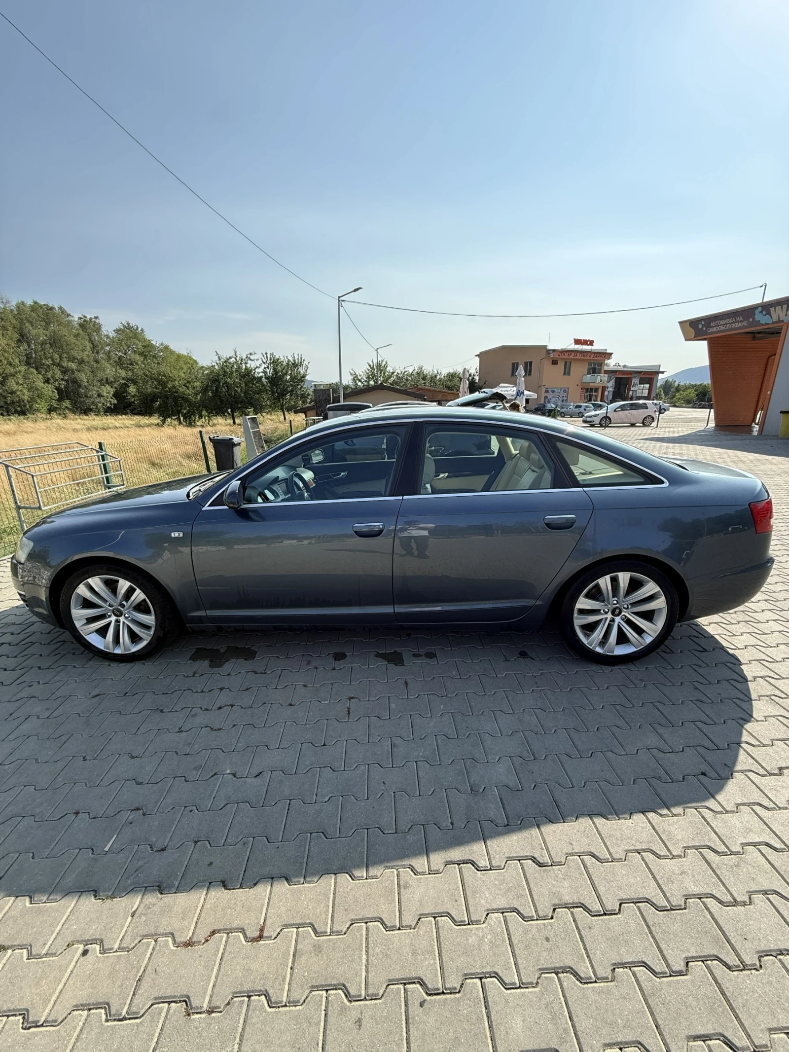 Audi A6 3.2 FSI, снимка 16 - Автомобили и джипове - 55448789