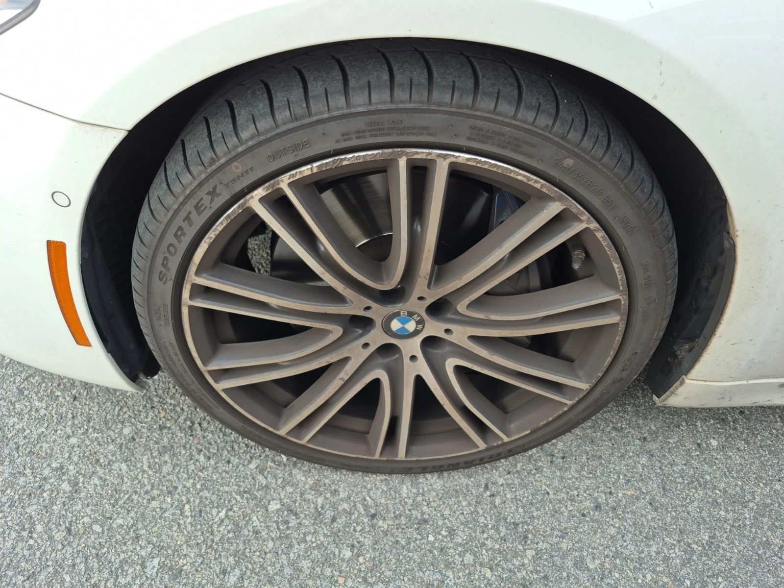 BMW 540 М ПАКЕТ/XDRIVE/CARFAX/360 КАМ/ПОДГРЕВ/ФИНАНСИРАНЕ, снимка 6 - Автомобили и джипове - 56075885