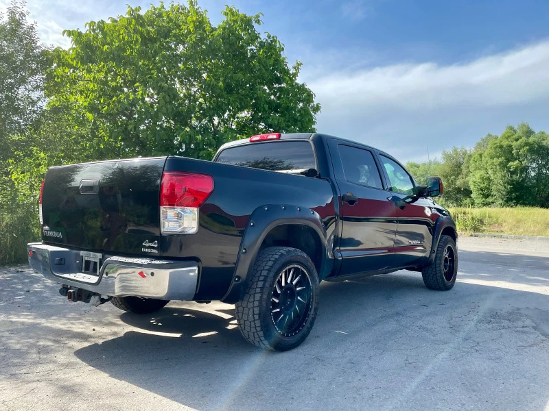 Toyota Tundra Toyota Tundra 5.7 CREW CAP, снимка 5 - Автомобили и джипове - 47444611