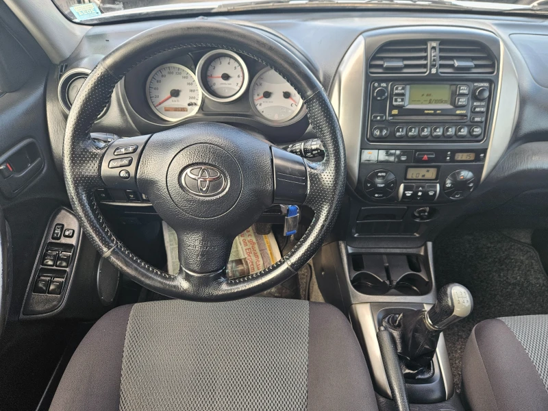 Toyota Rav4 2.0D4D 4X4  , снимка 10 - Автомобили и джипове - 46982383