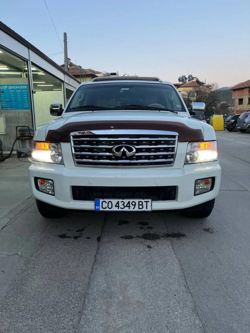 Infiniti QX56 Бензин / Газ, снимка 2 - Автомобили и джипове - 47465682