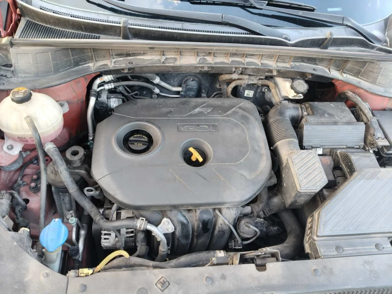 Hyundai Tucson, снимка 16 - Автомобили и джипове - 50730333