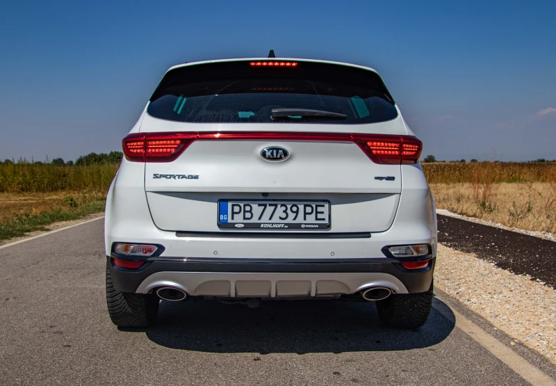 Kia Sportage GT-Line* 4WD* Aut.* LED* Pano* 360Cam* Euro6, снимка 4 - Автомобили и джипове - 51604282