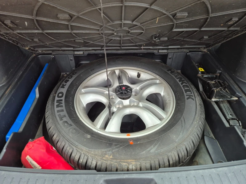 Kia Sportage 2.0/4x4/ADVENTURE, снимка 15 - Автомобили и джипове - 53053039