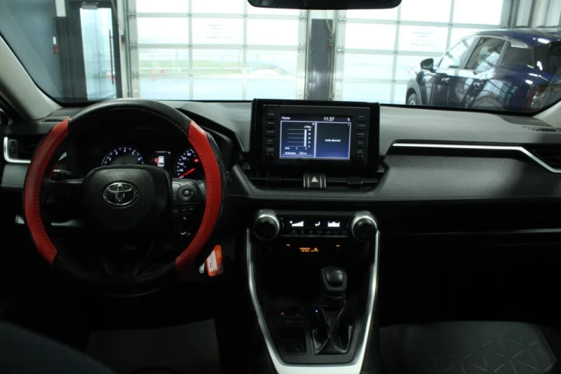 Toyota Rav4 LE* КАМЕРА* ПОДГРЕВ, снимка 10 - Автомобили и джипове - 53126033