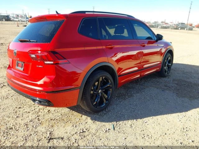 VW Tiguan * R-LINE* КОЖА* ПОДГРЕВ* ПАНОРАМА* , снимка 4 - Автомобили и джипове - 53937526