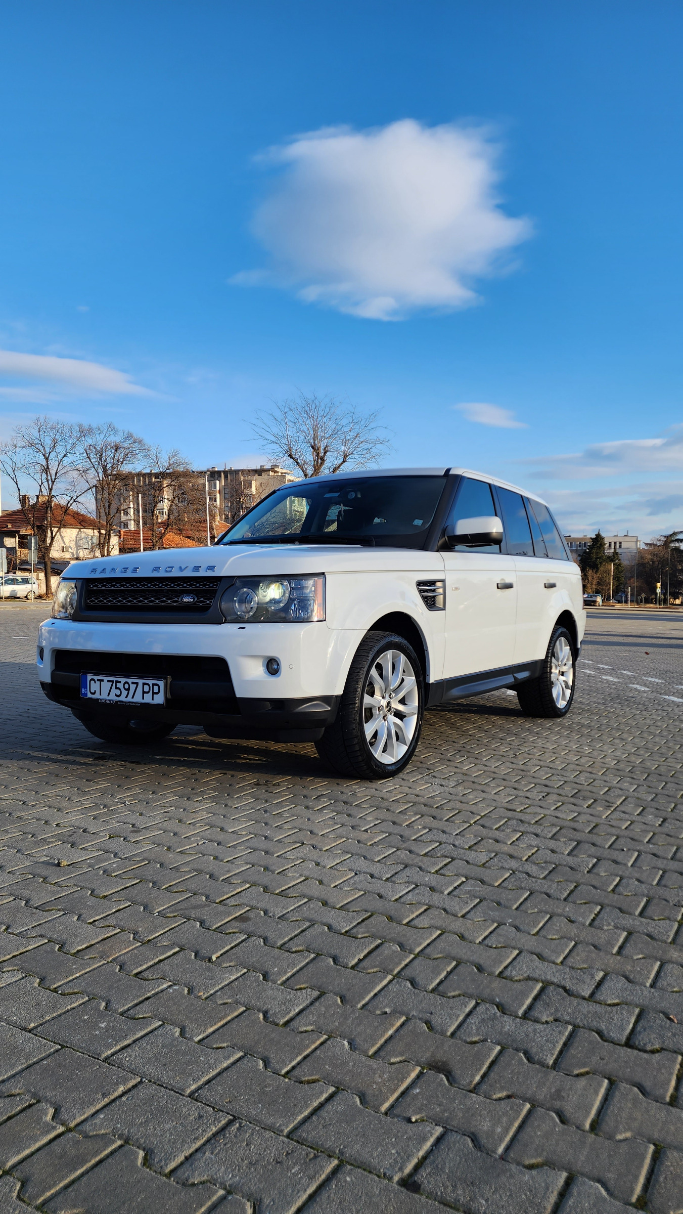 Land Rover Range Rover Sport  - изображение 1