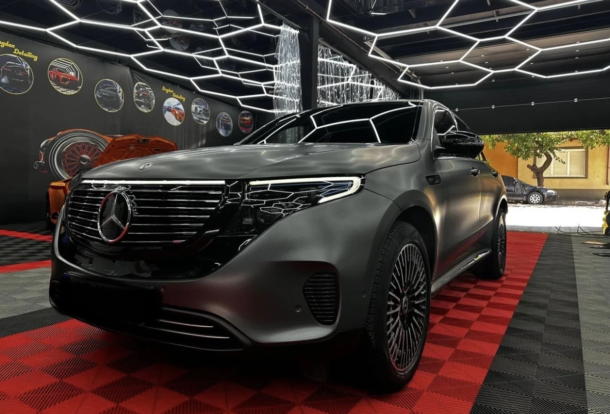 Mercedes-Benz EQC 400, 4matic, head-up, Фулл екстри. - [1] 