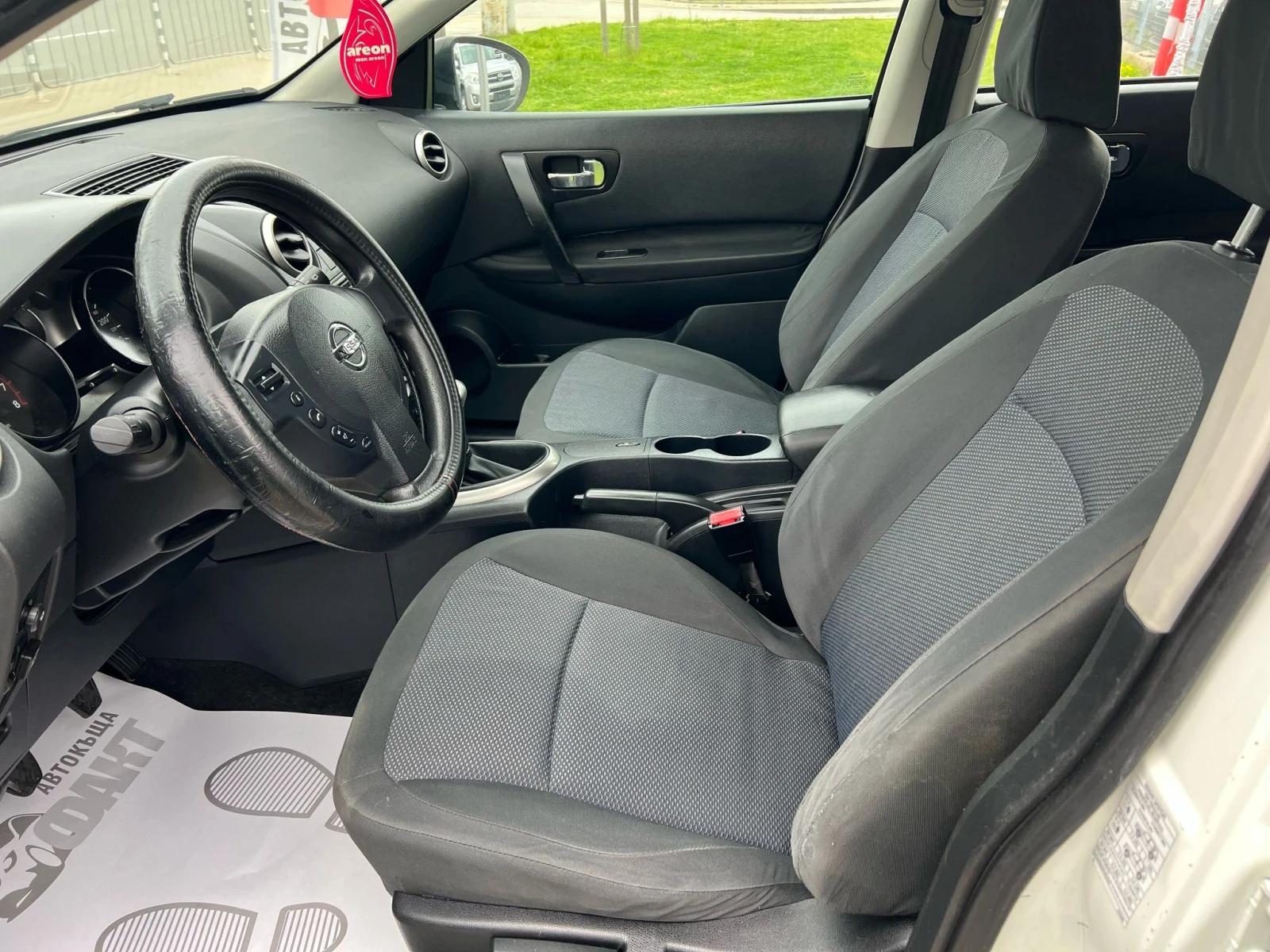Nissan Qashqai 1.6i/РЕАЛНИ КМ ! ! !  - изображение 7