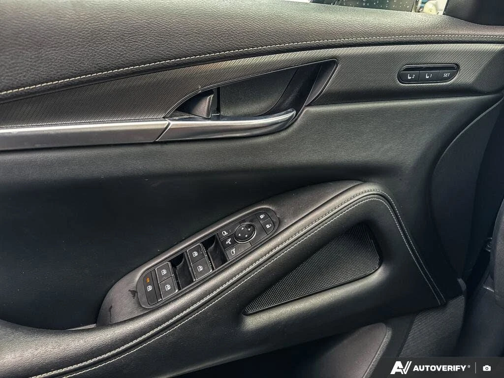 Infiniti QX60, снимка 14 - Автомобили и джипове - 53782314