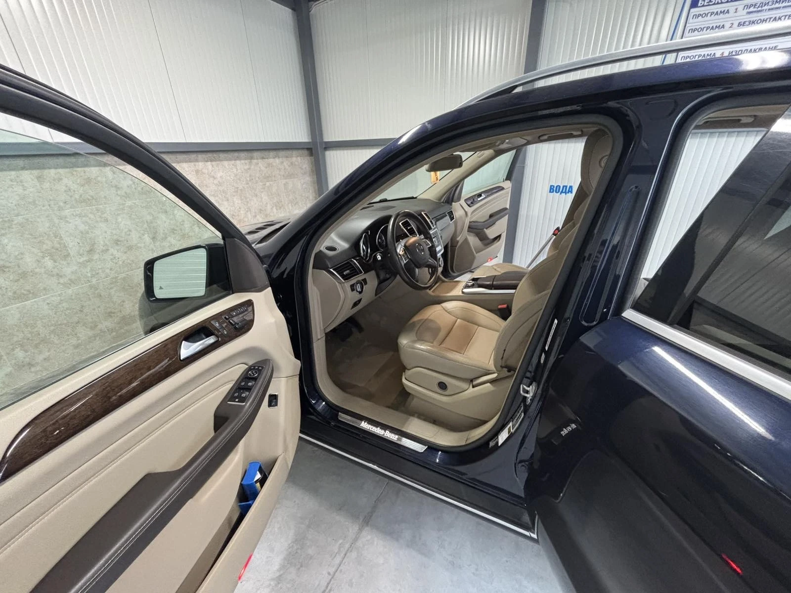 Mercedes-Benz ML 350 Джип, снимка 2 - Автомобили и джипове - 54006125