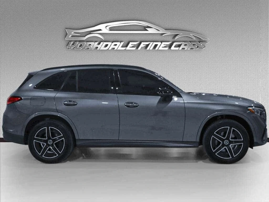 Mercedes-Benz GLC 300 AMG pkg/ Premium Pkg / Sport & Night Pkg / Ambient, снимка 4 - Автомобили и джипове - 55172419