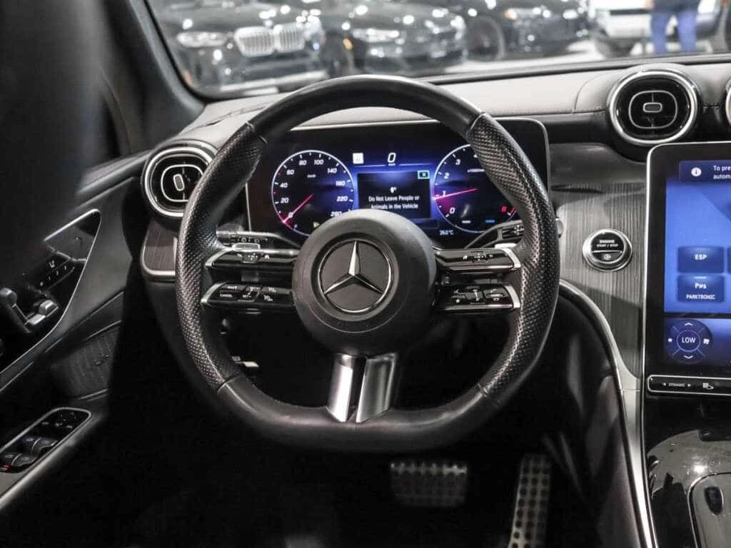 Mercedes-Benz GLC 300 AMG pkg/ Premium Pkg / Sport & Night Pkg / Ambient, снимка 13 - Автомобили и джипове - 55172419