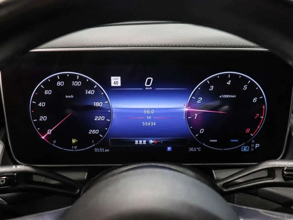 Mercedes-Benz GLC 300 AMG pkg/ Premium Pkg / Sport & Night Pkg / Ambient, снимка 14 - Автомобили и джипове - 55172419