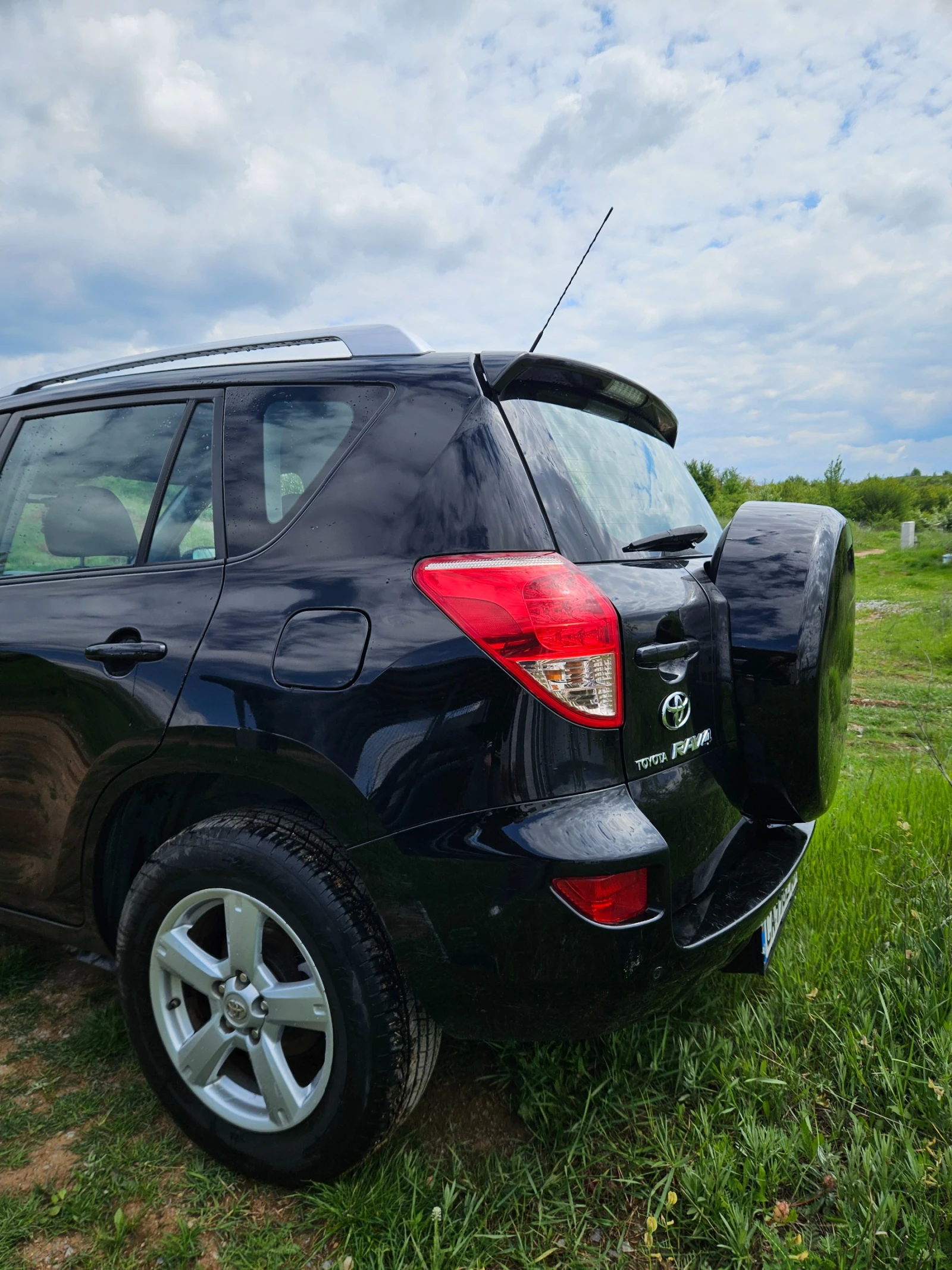 Toyota Rav4, снимка 10 - Автомобили и джипове - 55323240