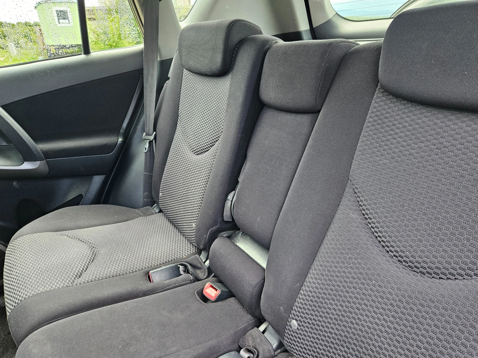 Toyota Rav4, снимка 6 - Автомобили и джипове - 55323240