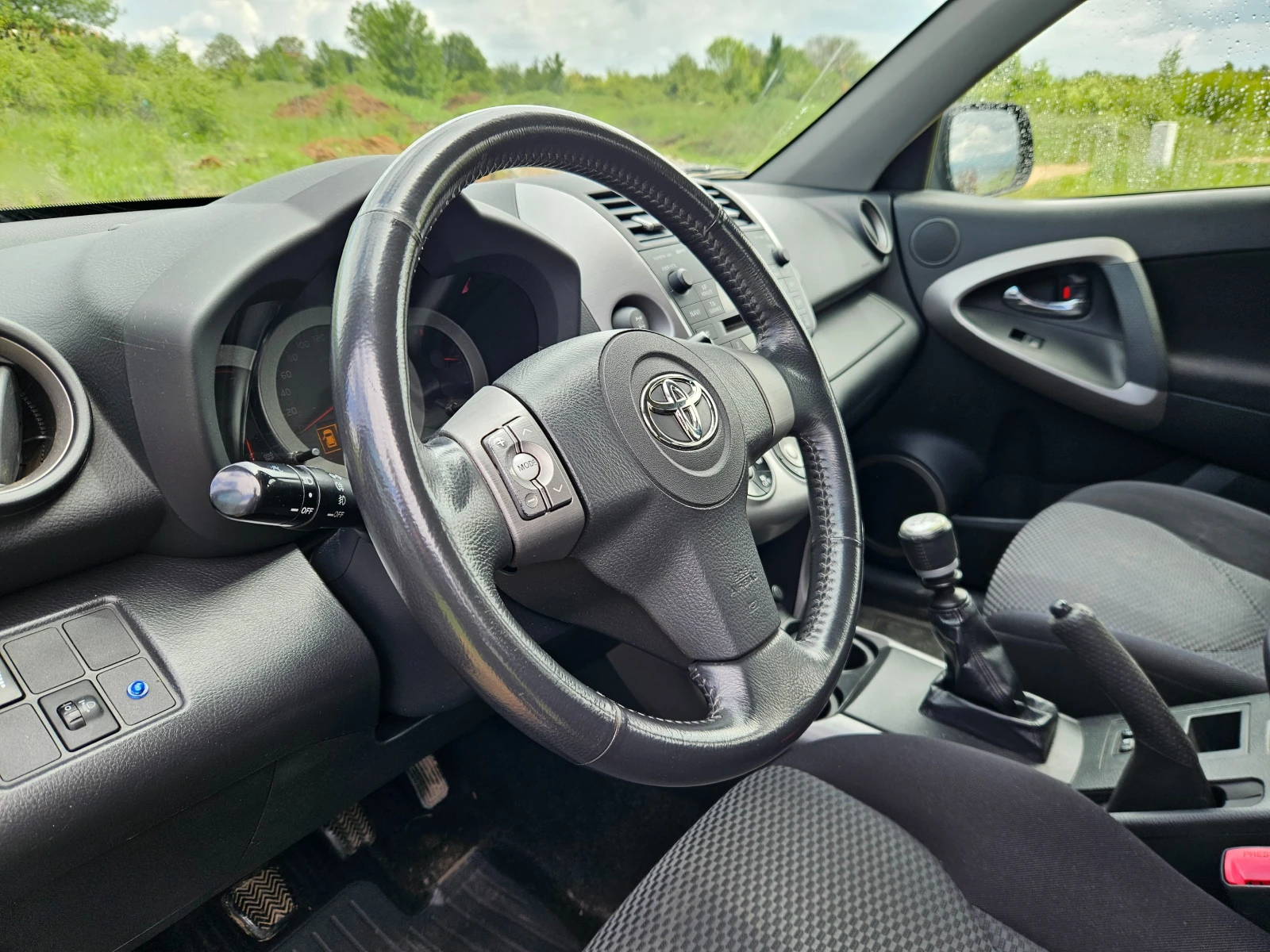 Toyota Rav4, снимка 5 - Автомобили и джипове - 55323240