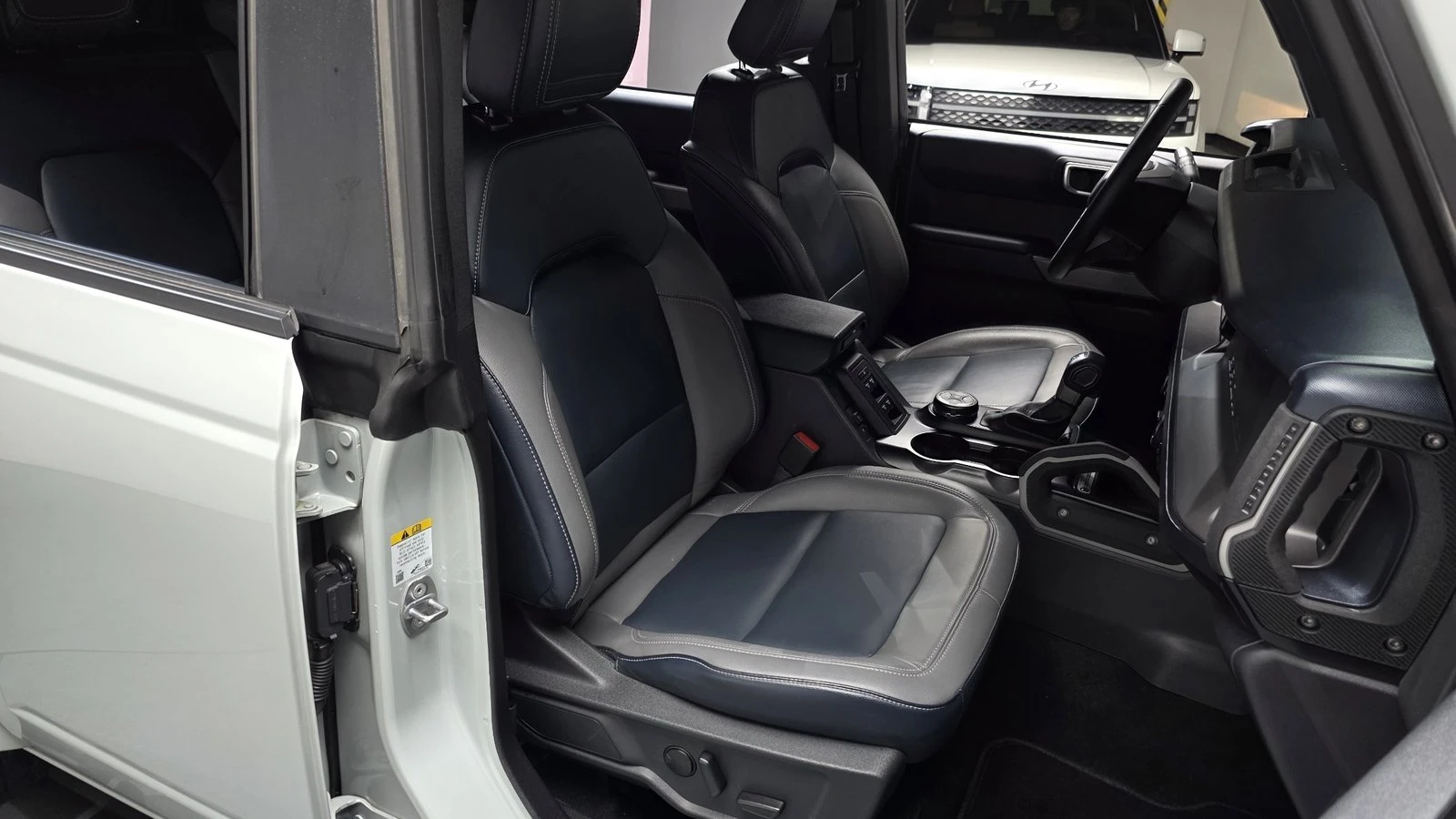 Ford Bronco 2.7* 360* KEYLESS* ПОДГРЕВ ВОЛАН* КРАЙНА ЦЕНА, снимка 10 - Автомобили и джипове - 55324880