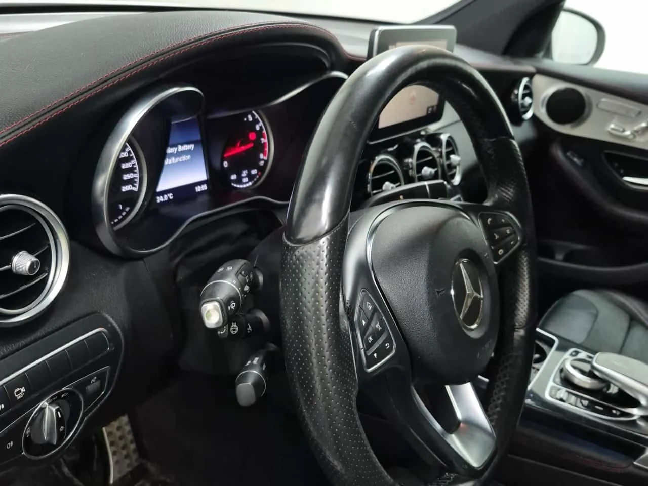 Mercedes-Benz GLC 43 AMG CARFAX/360 КАМ/ПОДГРЕВ/BURMASTER/, снимка 10 - Автомобили и джипове - 55708771