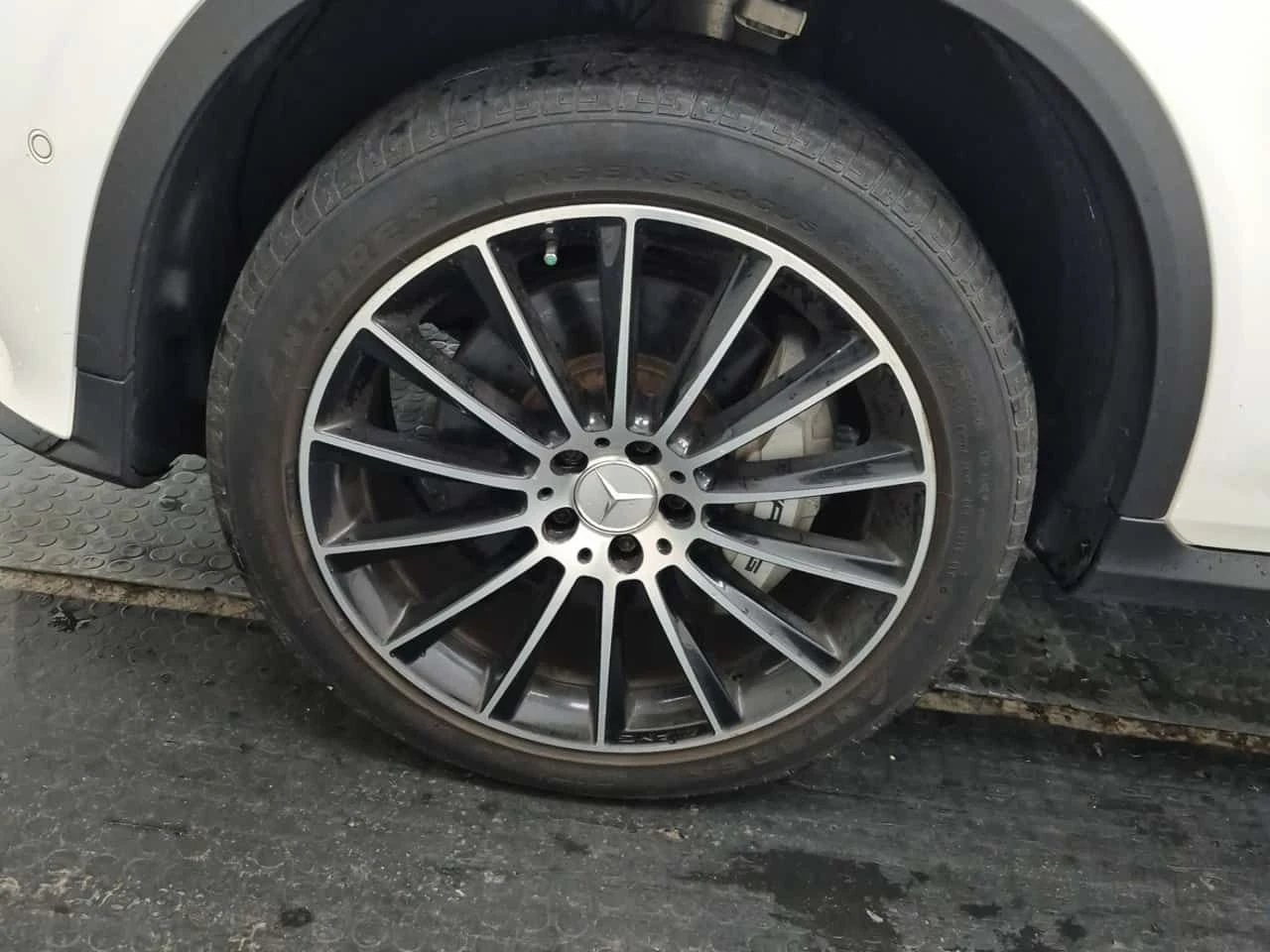Mercedes-Benz GLC 43 AMG CARFAX/360 КАМ/ПОДГРЕВ/BURMASTER/, снимка 6 - Автомобили и джипове - 55708771