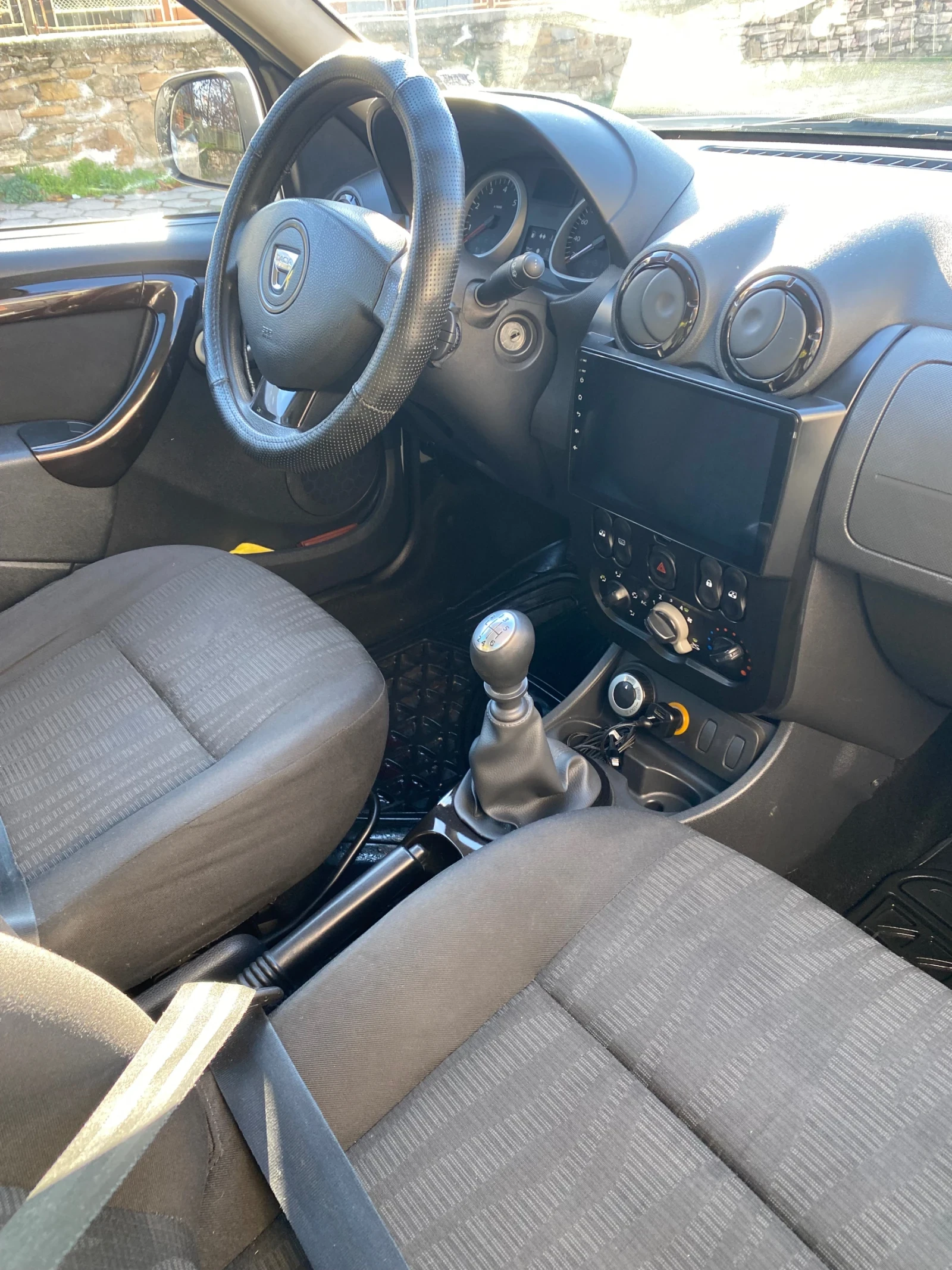 Dacia Duster Dacia Duster 4x4, снимка 9 - Автомобили и джипове - 55970259