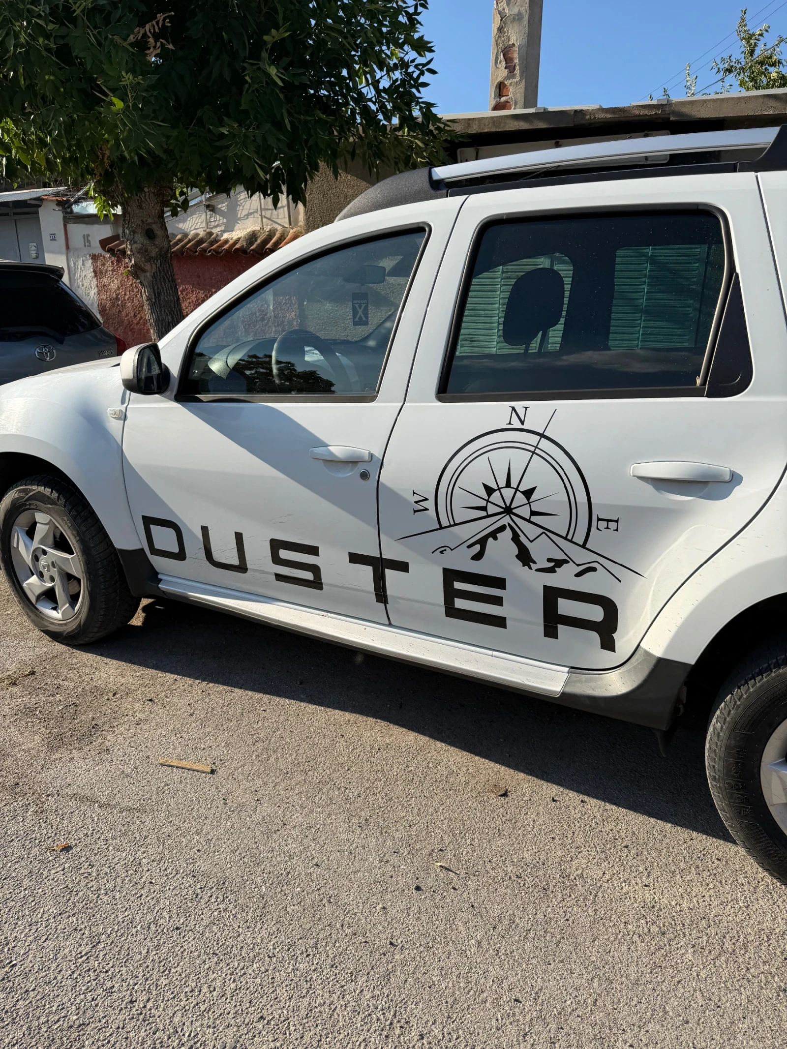 Dacia Duster Dacia Duster 4x4, снимка 7 - Автомобили и джипове - 55970259