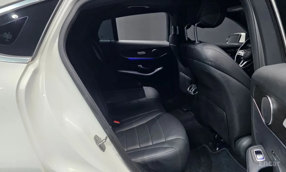 Mercedes-Benz GLC 300 | AMG LINE | 4MATIC , снимка 14 - Автомобили и джипове - 55970823