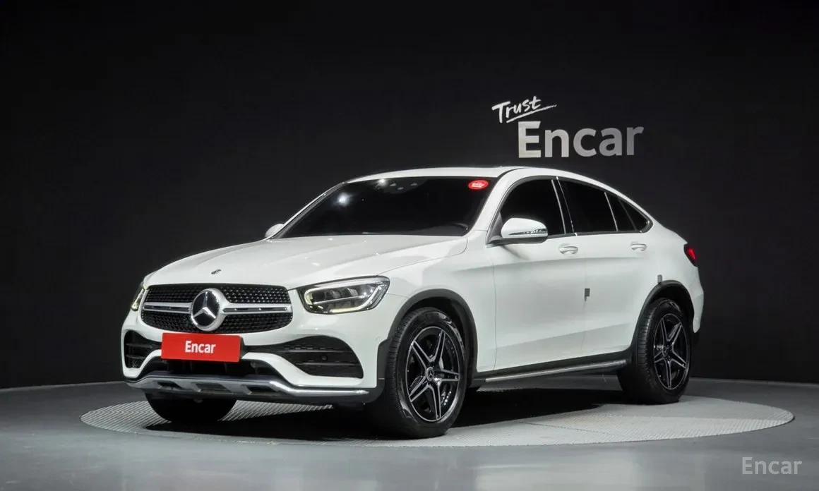 Mercedes-Benz GLC 300 | AMG LINE | 4MATIC 