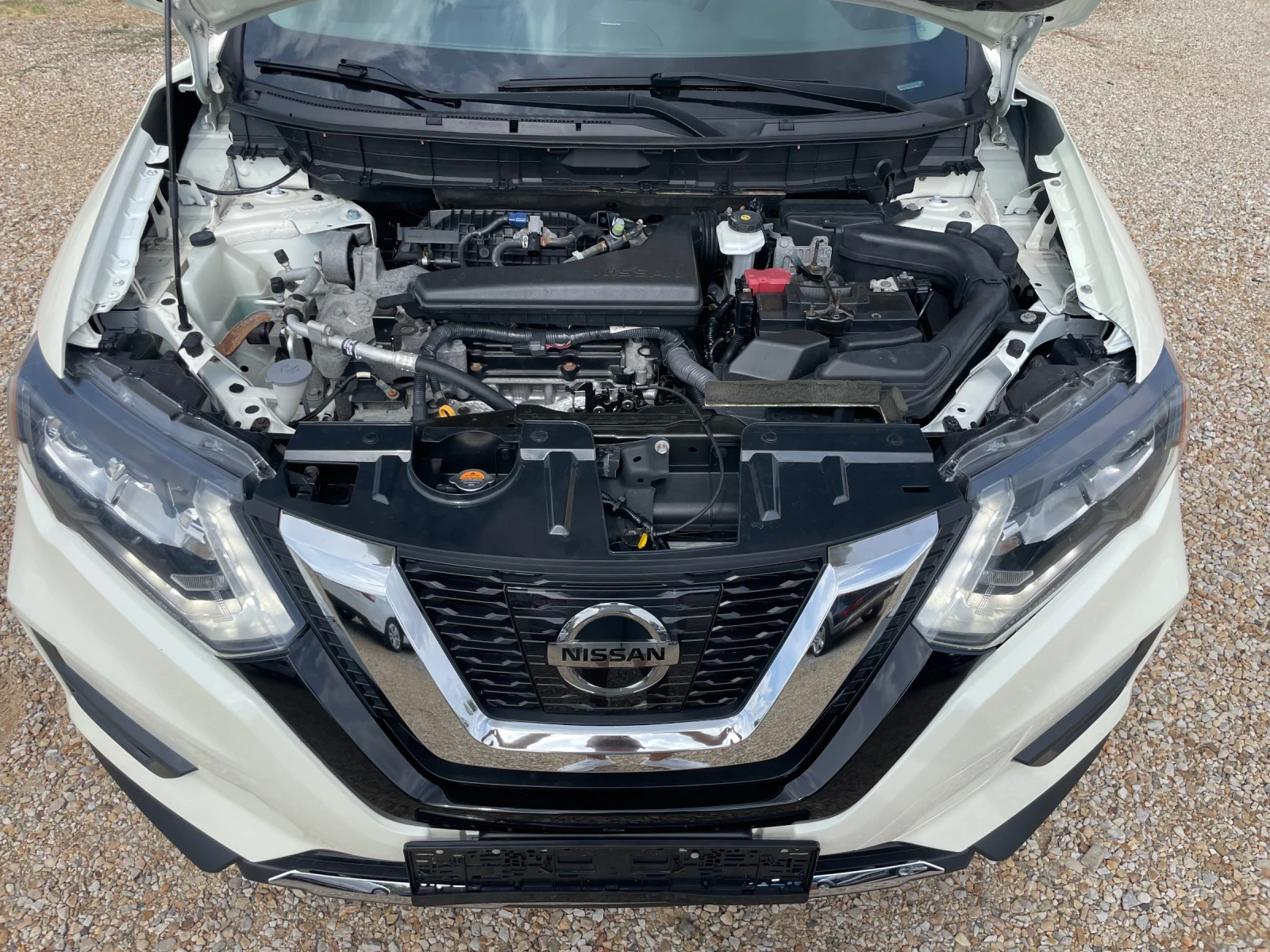 Nissan Rogue 2.5i-4x4-AVTOM/FULL-DISTRONIC-PANORAMA-360 KAMERA-, снимка 17 - Автомобили и джипове - 56082798