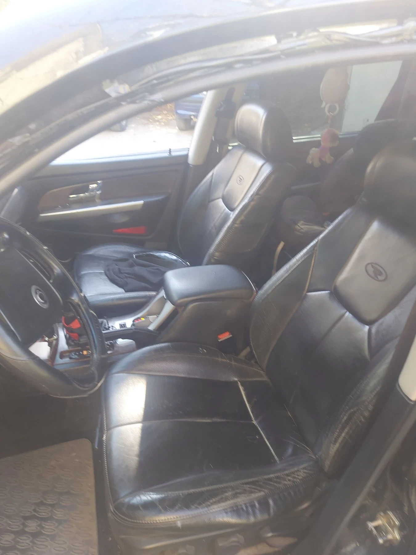 SsangYong Rexton, снимка 8 - Автомобили и джипове - 56356141