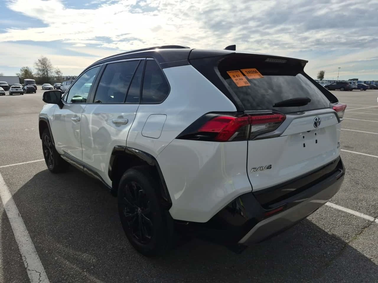 Toyota Rav4 * HYBRID XSE * AWD * CARFAX *  | Mobile.bg � ����������� 4