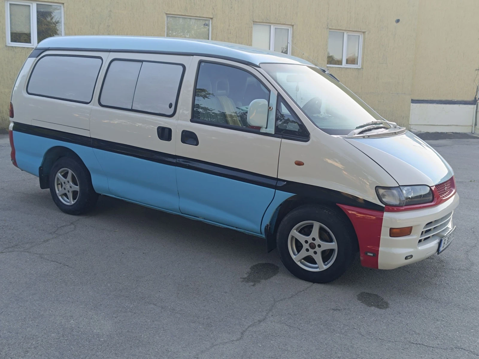 Mitsubishi Delica L 400 - изображение 2