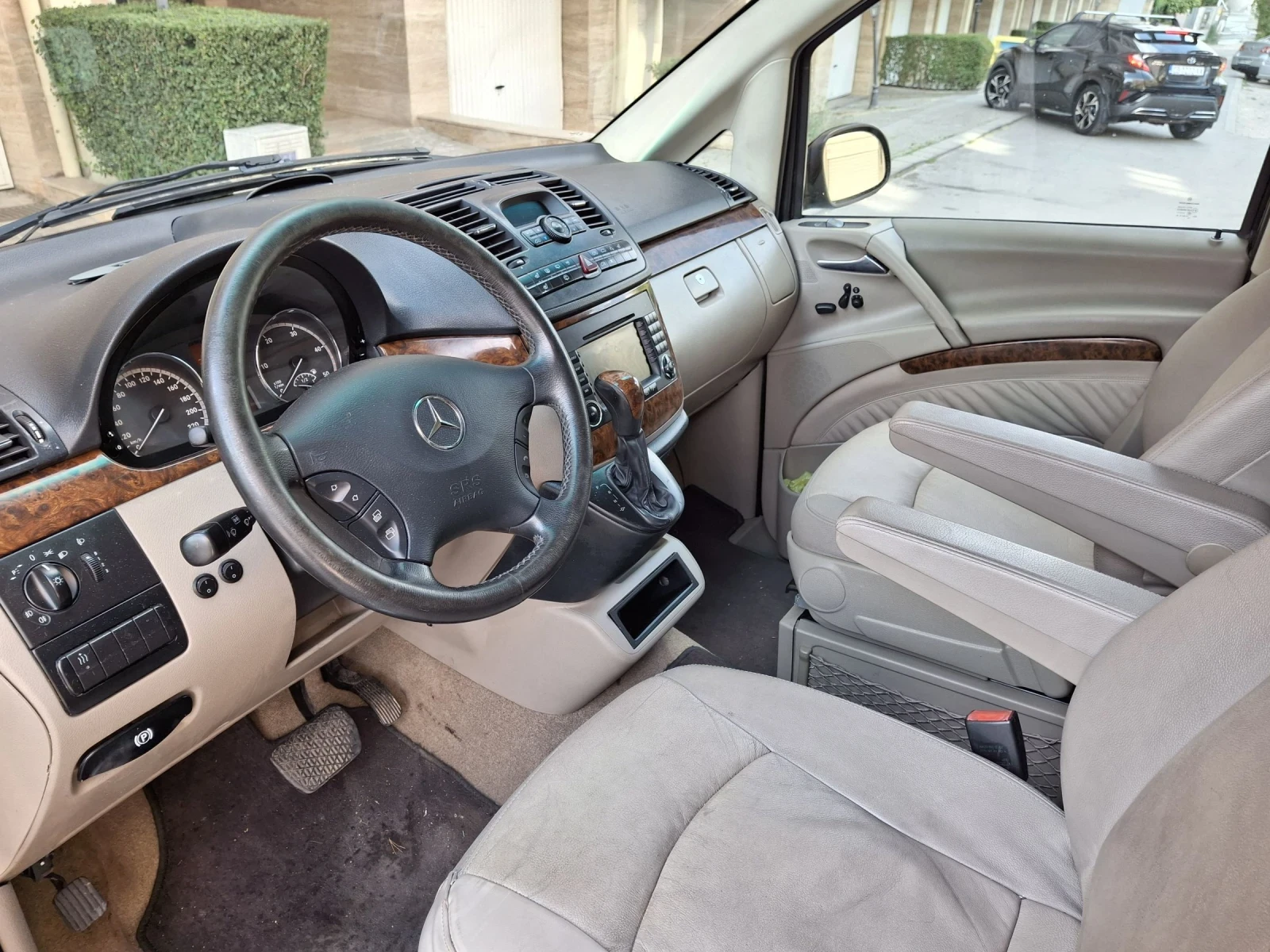 Mercedes-Benz Viano 2.2 4x4 Extra Lang Swiss - изображение 10