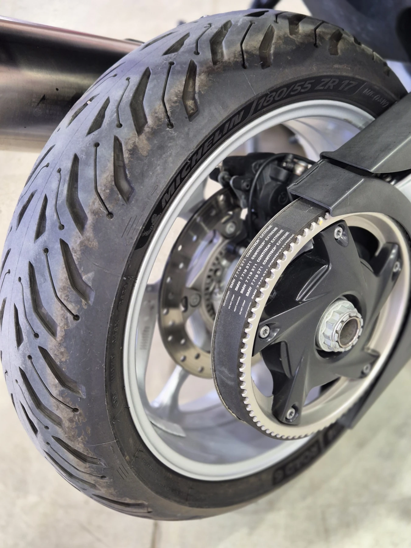BMW F 800ST ABS СЕРВИЗНА ИСТОРИЯ Нов внос от ШВЕЙЦАРИЯ!, снимка 14 - Мотоциклети и мототехника - 55750218