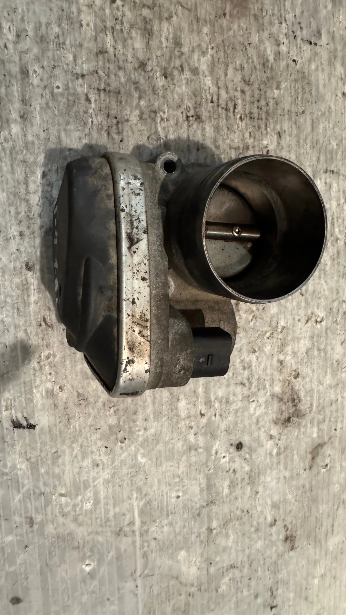 ��������� ����� �� VW Golf 4 - 408238/323/008 / 036133062M | Mobile.bg � ����������� 1