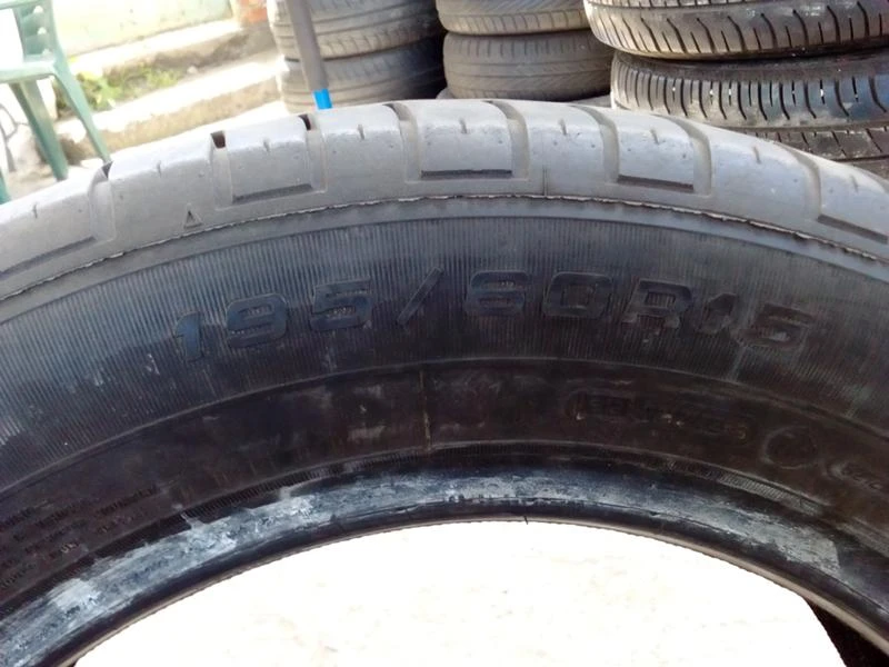 Гуми Летни 195/60R15, снимка 6 - Гуми и джанти - 18610652