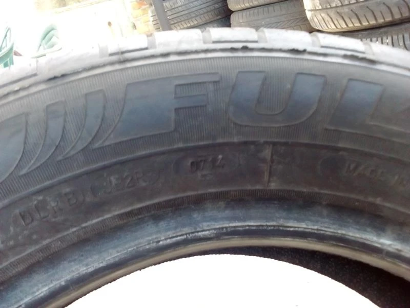 Гуми Летни 195/60R15, снимка 7 - Гуми и джанти - 18610652