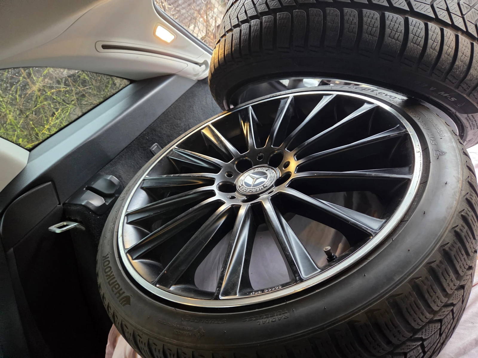    225/40R19  Mercedes-Benz | Mobile.bg   7