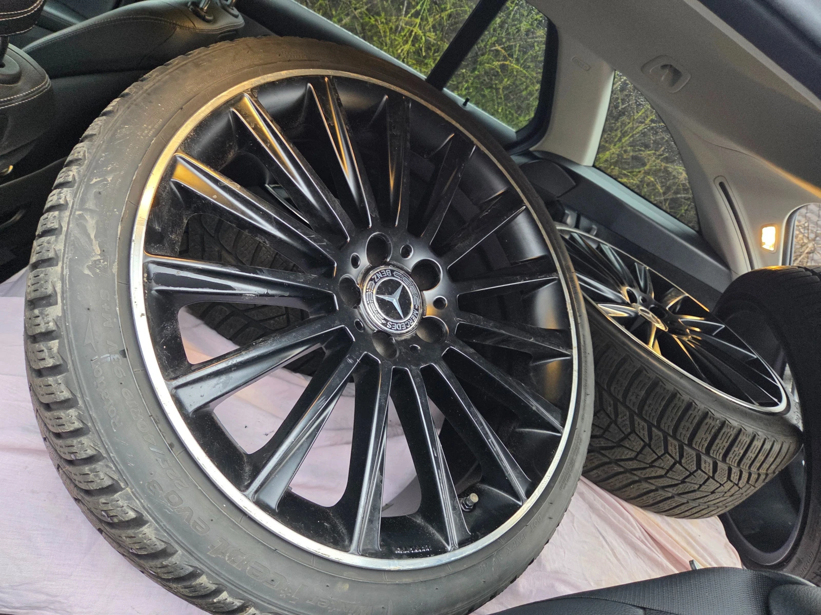    225/40R19  Mercedes-Benz | Mobile.bg   3